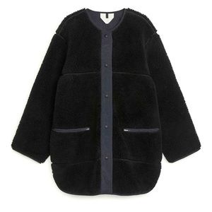 ARKET Sherpa fuzzy oversized jacket black oversized MEDIUM
